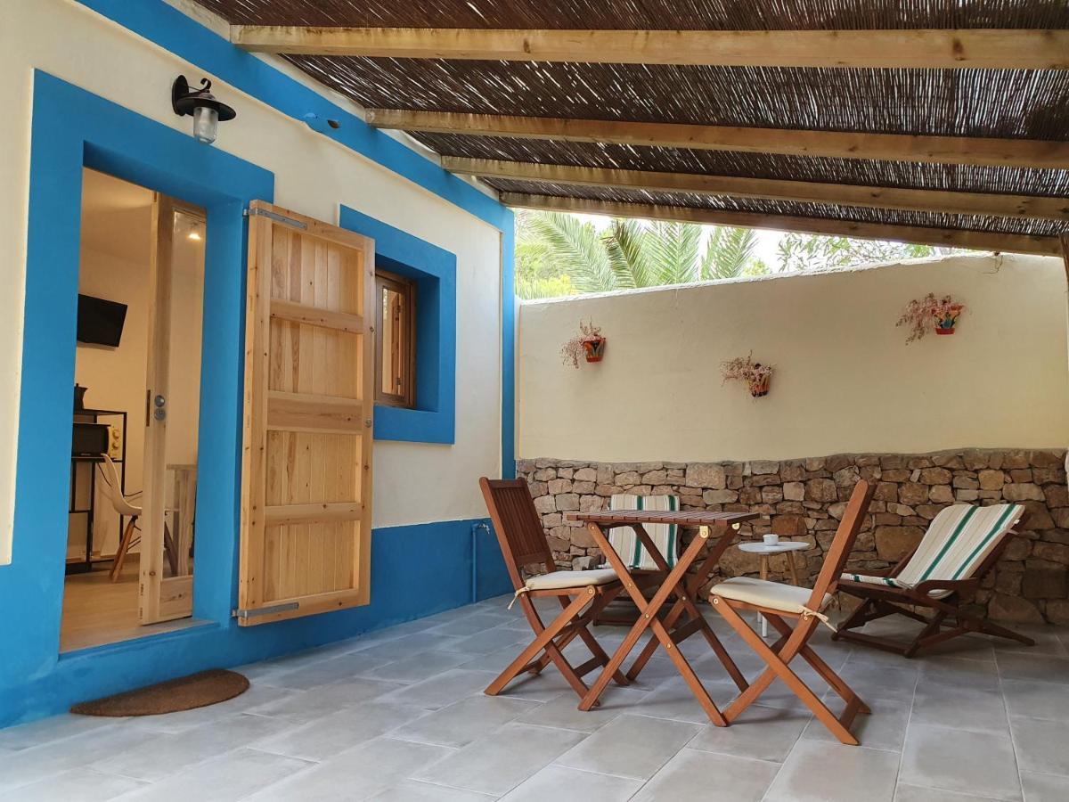 Apartamentos Cas Xurrac Es Caló Exterior foto