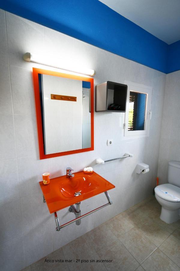 Apartamentos Cas Xurrac Es Caló Exterior foto