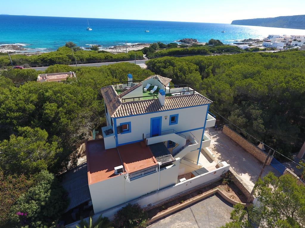 Apartamentos Cas Xurrac Es Caló Exterior foto